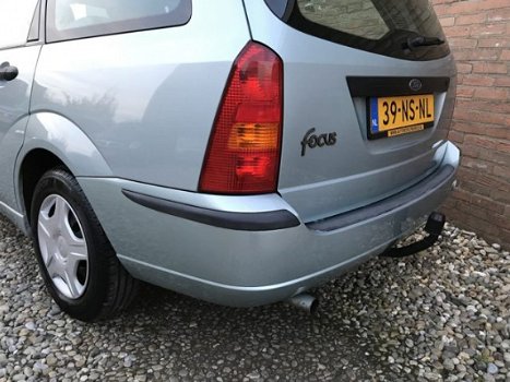 Ford Focus Wagon - 1.4-16V Cool Edition Airco - 1