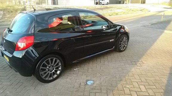 Renault Clio - Sport 2.0 16V Cup - 1