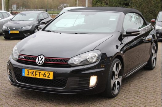 Volkswagen Golf Cabriolet - 2.0 211pk TSI GTI AUTOMAAT / DSG / Leder / Navigatie / Achterijuitcamera - 1