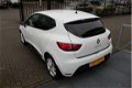 Renault Clio - 0.9 TCe Limited Navigatie/Airco/Cruise controle/LED dagrijverlichting/Parkeersensoren - 1 - Thumbnail