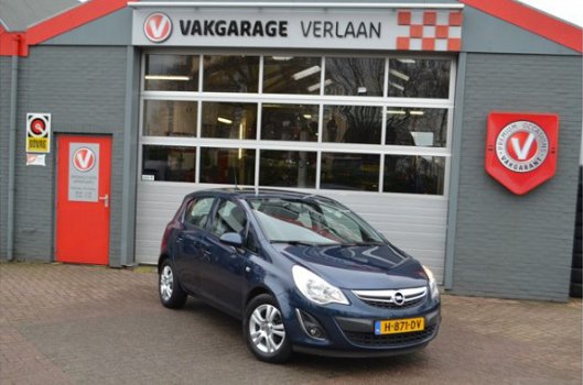 Opel Corsa - 1.2-16V Edition *Winterbanden aanwezig - 1