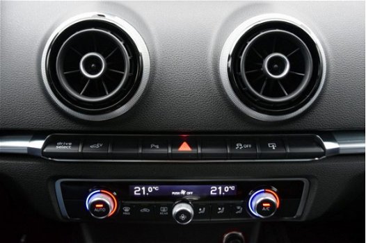 Audi A3 Sportback - 1.4 E-Tron Automaat Pro Line Plus Panoramadak, LED Koplampen, Sportstoelen, Full - 1