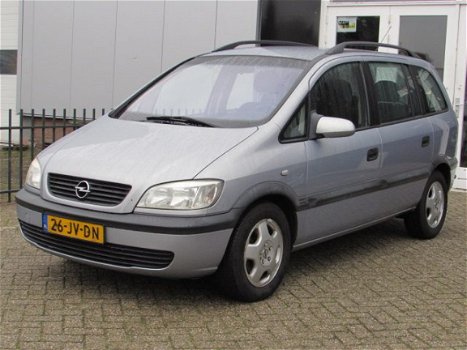 Opel Zafira - 1.6-16V Comfort - 1