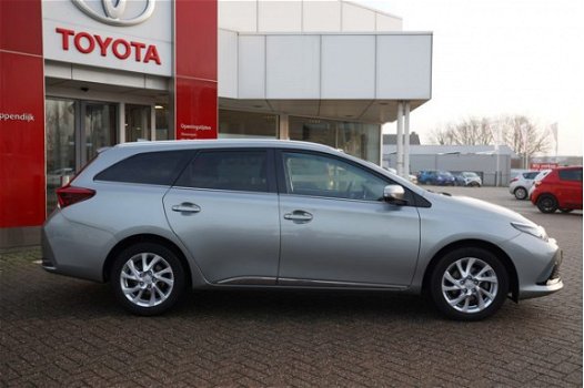 Toyota Auris Touring Sports - 1.2T 116pk Trend Touring Sports - 1