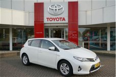 Toyota Auris - 1.8 Full Hybrid 136PK 5D CVT Aspiration