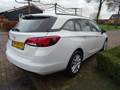 Opel Astra - 1.0 TURBO 105PK ONLINE EDITION + NAVI/ CAMERA/ AGR/ NL AUTO - 1