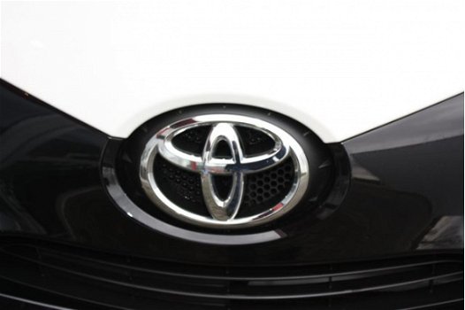 Toyota Aygo - 1.0 VVT-i x-Joy - 1