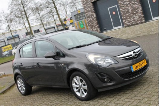Opel Corsa - 1.2-16V Berlin Exclusive Huurkoop Inruil Garantie Service Apk - 1