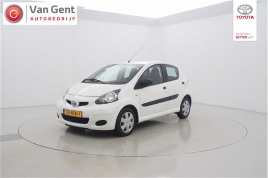 Toyota Aygo - 1.0 VVT-i Cool 5drs - 1