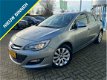 Opel Astra - 1.4 Turbo 140PK Cosmo, Navigatie, All Wheater banden, Camera - 1 - Thumbnail