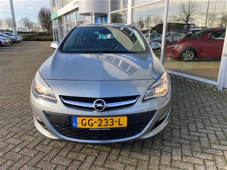 Opel Astra - 1.4 Turbo 140PK Cosmo, Navigatie, All Wheater banden, Camera - 1