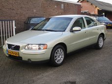 Volvo S60 - 2.4 Automaat