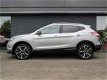 Nissan Qashqai - 1.6 DIG-T Tekna [1e eigenaar + Leer + Trekhaak] - 1 - Thumbnail