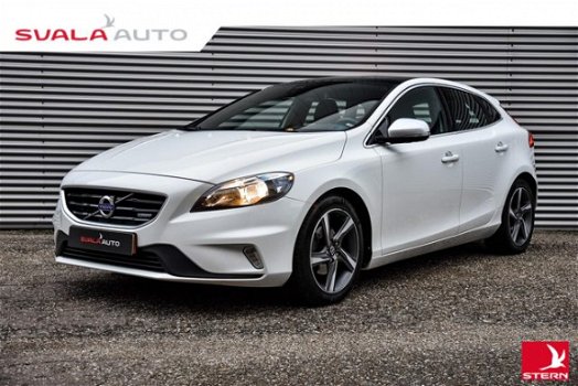 Volvo V40 - D2 115PK R-Design, Luxury, Panodak, leer - 1