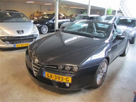 Alfa Romeo Spider - 2.2 JTS 136KW Navigatiesysteem leer - 1