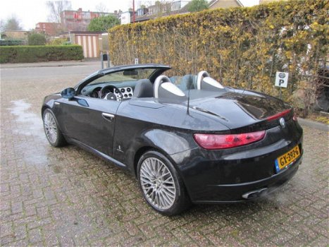 Alfa Romeo Spider - 2.2 JTS 136KW Navigatiesysteem leer - 1