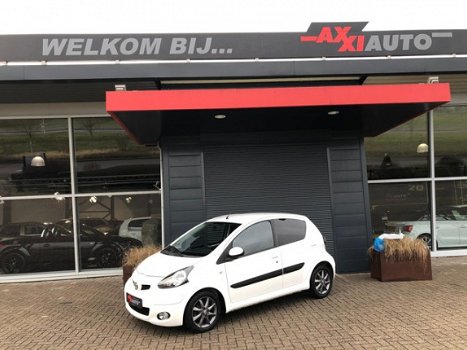 Toyota Aygo - 1.0-12V Dynamic Navigator #Navigatie#Lichtmetaal - 1