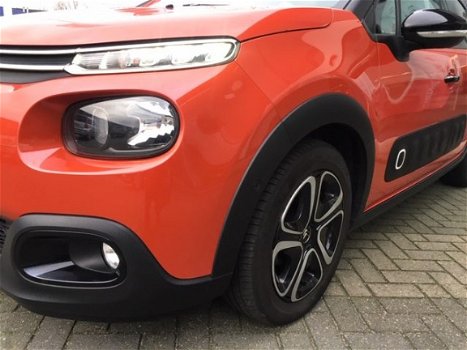 Citroën C3 - 1.2 PureTech S&S Shine | Zeer Complete Auto | Automaat | Glazen Dak | Navigatie | Cruis - 1