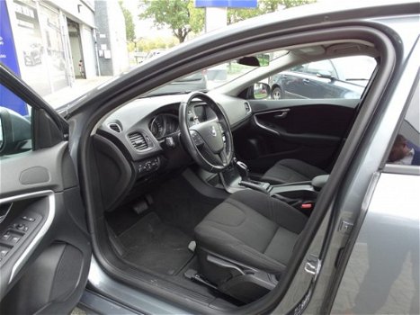 Volvo V40 - 1.6 D2 Automaat - 1