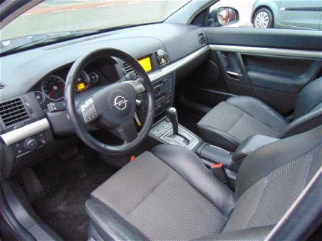 Opel Vectra GTS - 3.2 V6 AUT Elegance - 1
