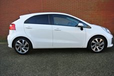 Kia Rio - 1.2 CVVT ExecutiveLine 1e eigenaar navi Rijklaarprijs