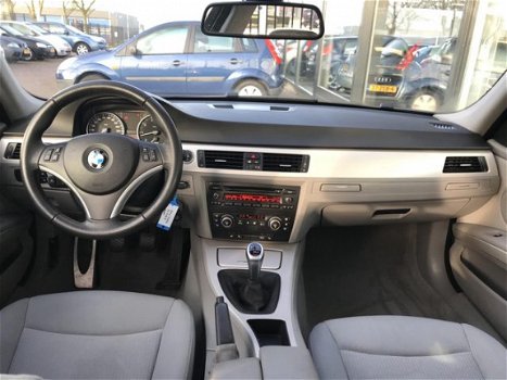 BMW 3-serie - 318i 143PK Xenon Climate Schuifdak - 1