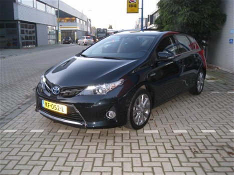 Toyota Auris - 1.8 HYBRID 5DR DYNAMIC CVT Business - 1