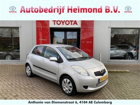 Toyota Yaris - 1.3 16V VVT-I 5DR - 1