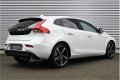 Volvo V40 - 2.0 D4 190PK Ocean Race, Leder, LMV 18'', Panoramadak - 1 - Thumbnail