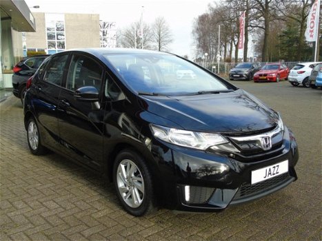 Honda Jazz - 1.3 i-VTEC 102pk CVT Comfort | NAVI | STOELVERWARMING | PARKEERSENSOREN - 1