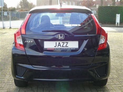 Honda Jazz - 1.3 i-VTEC 102pk CVT Comfort | NAVI | STOELVERWARMING | PARKEERSENSOREN - 1