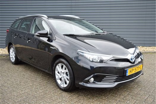 Toyota Auris Touring Sports - 1.8 Hybrid Aspiration | Cruise control | Navigatie | 6 maanden BOVAG g - 1