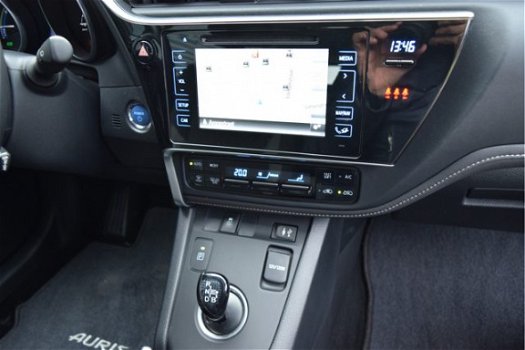 Toyota Auris Touring Sports - 1.8 Hybrid Aspiration | Cruise control | Navigatie | 6 maanden BOVAG g - 1