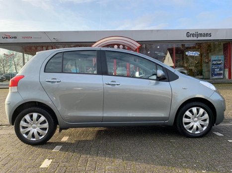 Toyota Yaris - 1.3 VVTi Aspiration 5-Deurs / Automaat / Airco / 1e Eigenaar - 1