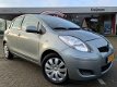 Toyota Yaris - 1.3 VVTi Aspiration 5-Deurs / Automaat / Airco / 1e Eigenaar - 1 - Thumbnail