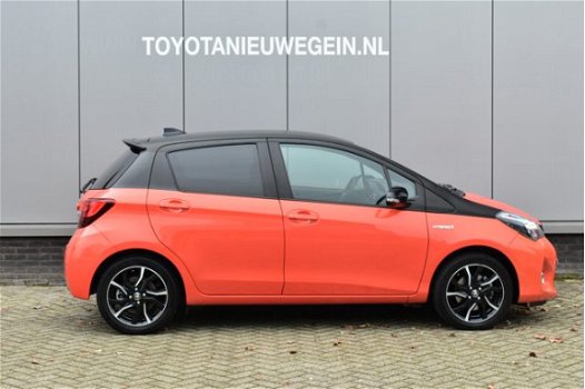 Toyota Yaris - 1.5 Full Hybrid 100pk Orange Sport ATS Design - 1