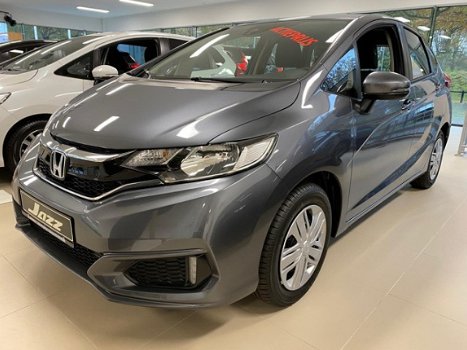 Honda Jazz - 1.3 102pk CVT Trend VOORRAAD VOORDEEL - 1