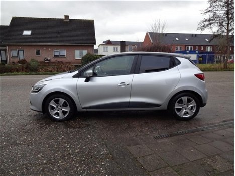 Renault Clio - 0.9 TCe Expression Navigatie / Profiteer van onze winteractie - 1