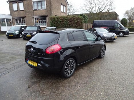 Fiat Bravo - 1.4 MultiAir Sport / Rijklaarprijs - 1