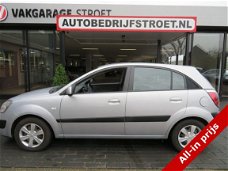 Kia Rio - 1.4 LXE | automaat | afneem trekhaak | nw. APK