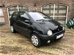 Renault Twingo - 1.2 Privilège Airco/Elektr ramen - 1 - Thumbnail