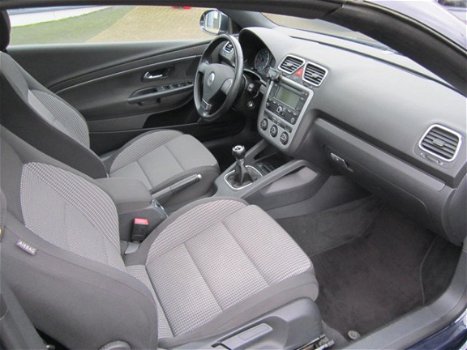 Volkswagen Eos - 1.4 TSI CABRIO/CLIMATE CONTROL/NAVIGATIE/GLAZEN SCHUIF-KANTELDAK/LM VELGEN - 1