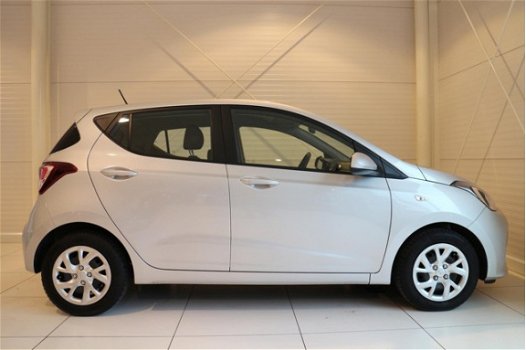 Hyundai i10 - 1.0i 66pk Comfort | AIRCO | BLUETOOHT | CRUISE CONTROL | LAGE KM-STAND - 1