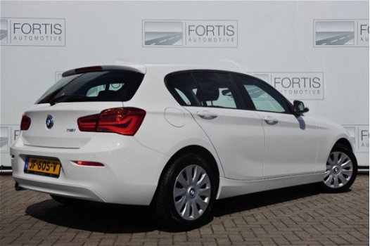 BMW 1-serie - 116i Essential Geen import/ / Dealer ondr/ NaviProf - 1