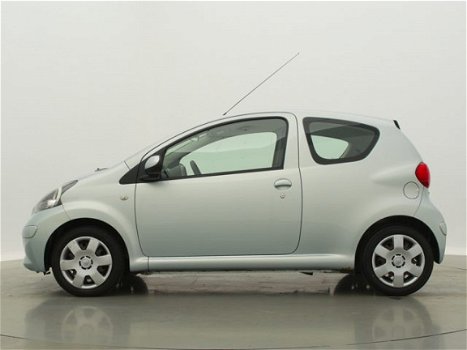 Toyota Aygo - 1.0 VVT-i Plus - 1