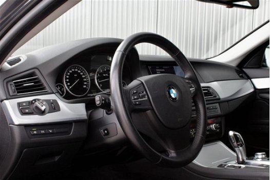BMW 5-serie - 523i High Executive 59000KM NL-auto ZEER VEEL OPTIES - 1