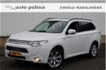 Mitsubishi Outlander - 2.0 PHEV 4WD CVT INSTYLE |NAVI |CLIMA |TREKHAAK - 1 - Thumbnail