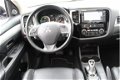 Mitsubishi Outlander - 2.0 PHEV 4WD CVT INSTYLE |NAVI |CLIMA |TREKHAAK - 1 - Thumbnail