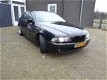 BMW 5-serie - 525d Lifestyle Edition Zeer mooie auto met navigatie en leer - 1 - Thumbnail