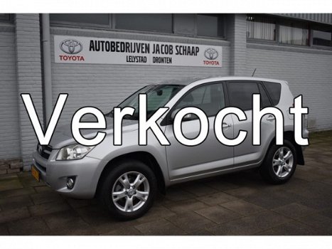 Toyota RAV4 - 2.0 VVTi Executive Business Trekhaak afneembaar Navigatie Parkeercamera Climate Contro - 1